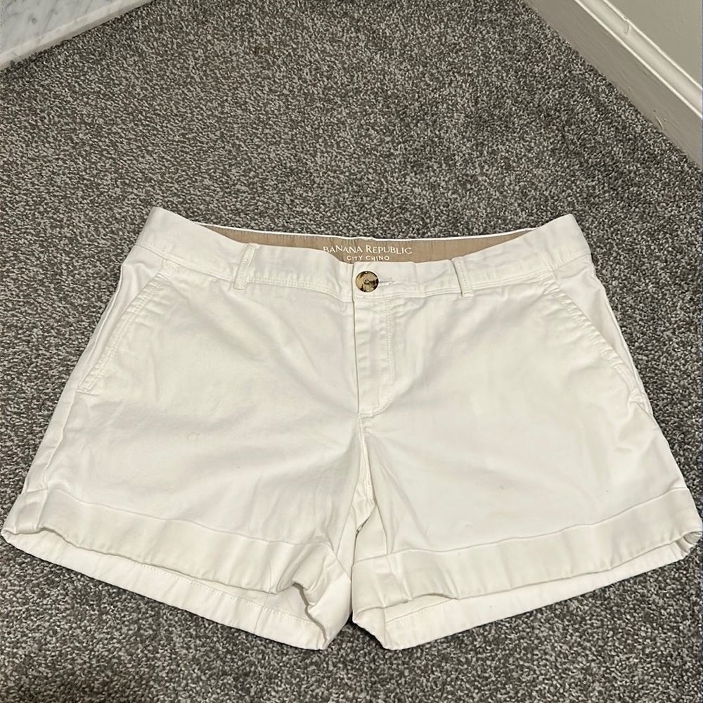 Banana Republic White City Chino size 6